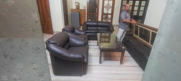 Living Room in 4 BHK Villa at Gomti Nagar – for Rent