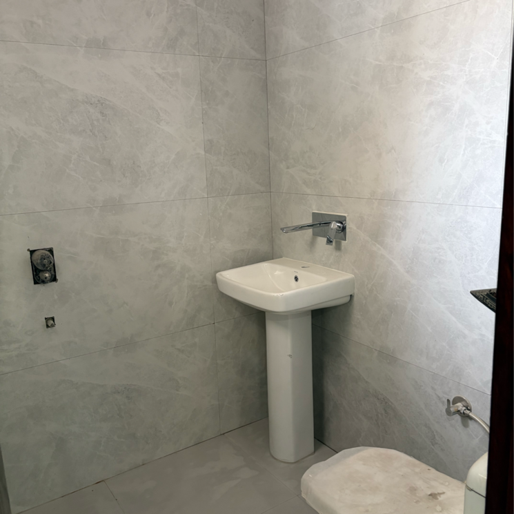 Bathroom, fidato-honour-homes 3 Bedroom 1477 Sq.Ft. Builder Floor In Sector 89 Faridabad 8992474