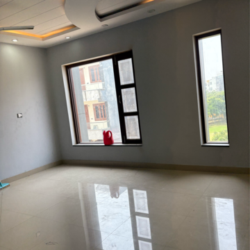 Room in 3 BHK Builder Floor at Fidato Honour Homes, Sector 89 – for Rent