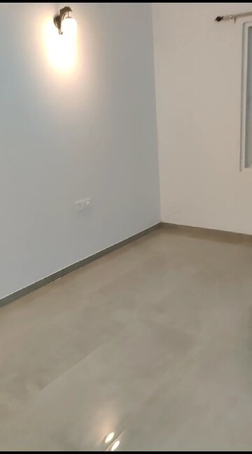 Room in 3 BHK Apartment at ACE Parkway, Sector 150 – for Sale