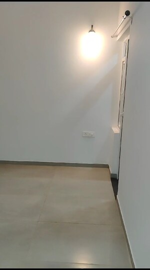 Furnished Amenities in 3 BHK Apartment at ACE Parkway, Sector 150 – for Sale