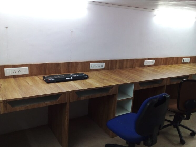 Team Area, vashi-railway-station-commercial-complex Commercial Office Space 650 Sq.Ft. In Vashi Sector 30a Navi Mumbai 8992520