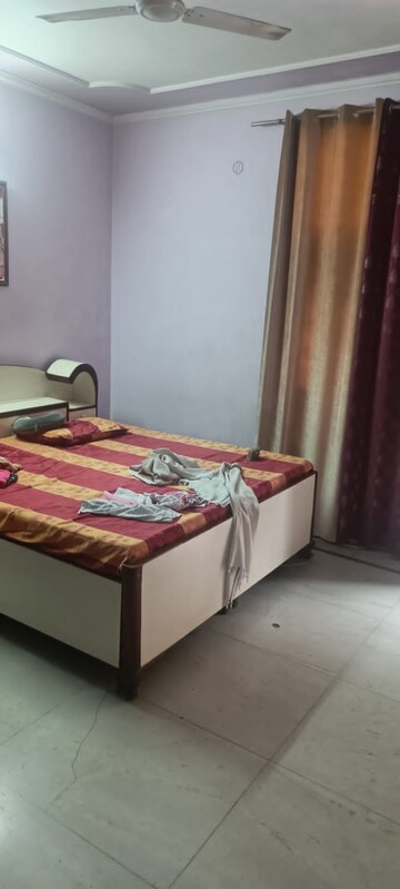 Bedroom in 4 BHK Apartment at Satyam Defence Colony Phase II, Kudi Khera – for Rent