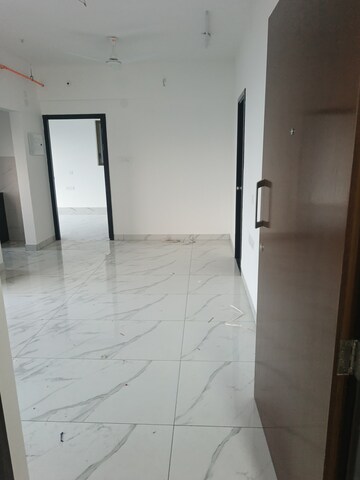 1 BHK Apartment For Rent in Raymond Ten X Habitat, Pokhran Road No Two