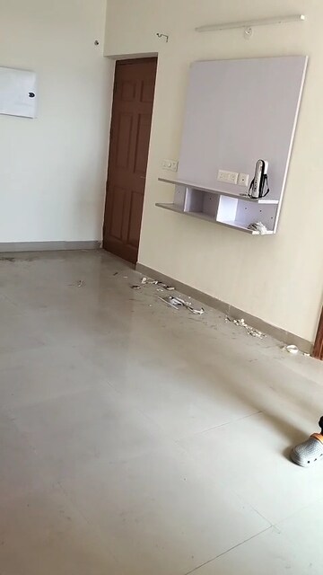 Room in 3 BHK Apartment at BPTP Park Elite Premium, Sector 84 – for Rent