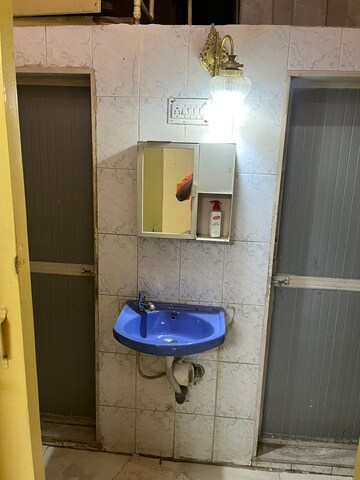 Bathroom in 1 BHK Apartment at Dosti Estates, Wadala East – for Rent