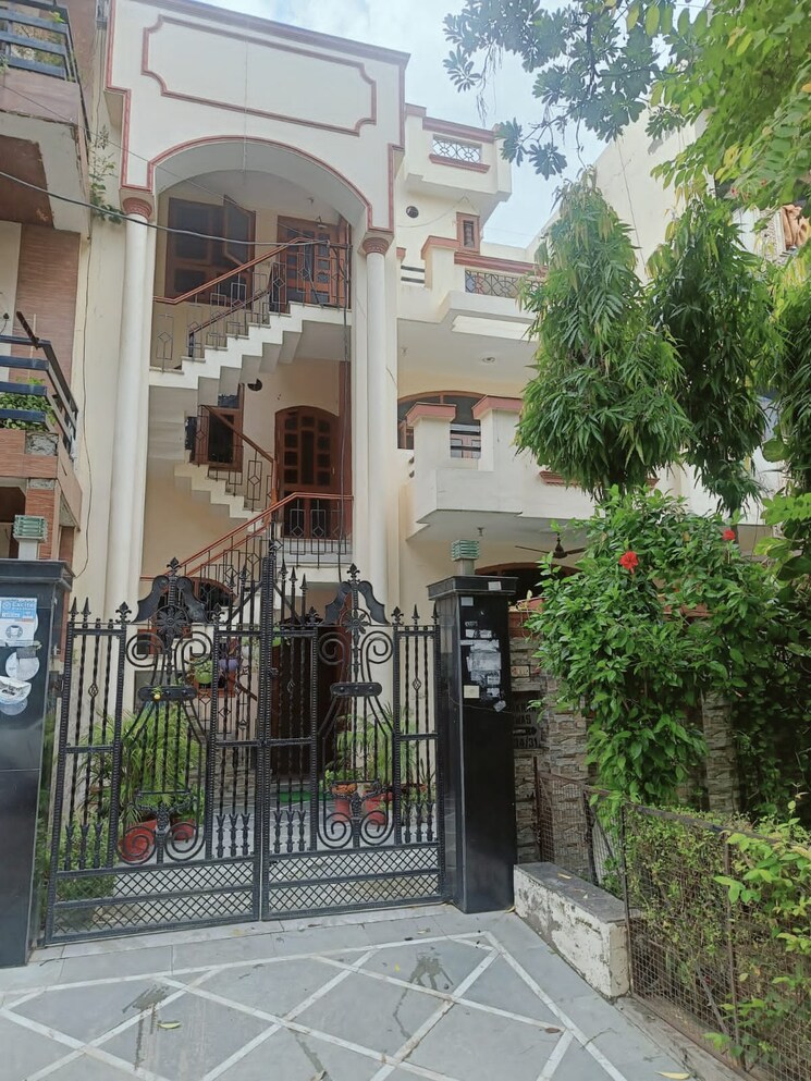 Exterior View, defence-officers-apartment 6+ Bedroom 2188 Sq.Ft. Apartment In Sector 4 Dwarka Delhi 8992589