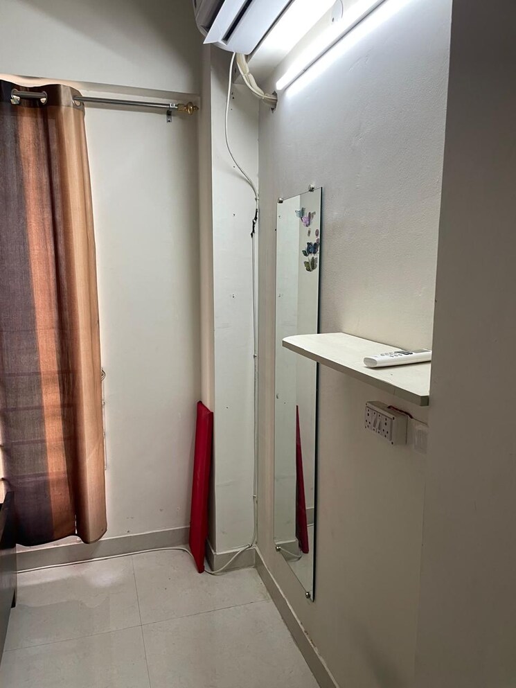 Other, signature-the-serenas 2 Bedroom 614 Sq.Ft. Apartment In Sohna Sector 36 Gurgaon 8992613