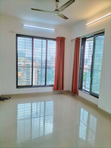 1 BHK Apartment For Rent in Abhishek Apartments Malad, Malad East