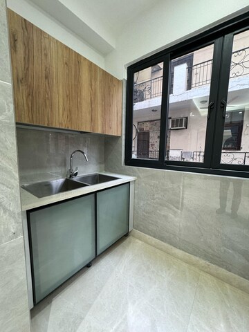 Kitchen in 4 BHK Builder Floor at Dlf Phase I – for Rent