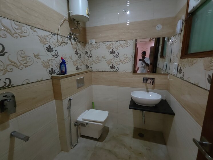 Team Area, housing-board-colony-sector-51 3 Bedroom 1800 Sq.Ft. Builder Floor In Sector 51 Gurgaon 8992636