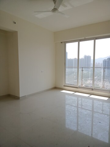 Room in 4 BHK Apartment at Kapur Bawdi – for Rent