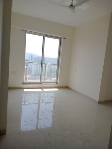 Building Lobby in 4 BHK Apartment at Kapur Bawdi – for Rent