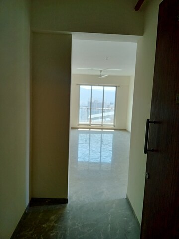 Room in 4 BHK Apartment at Kapur Bawdi – for Rent