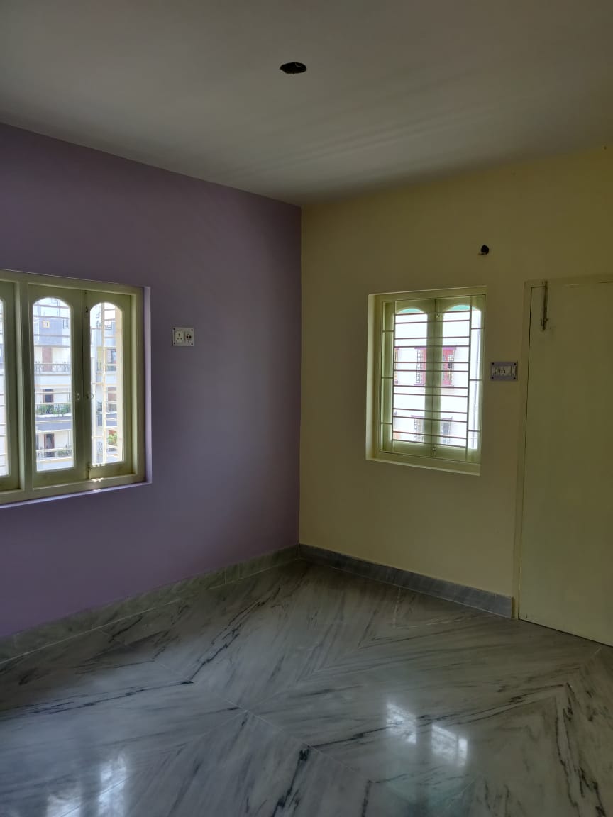 3 BHK Apartment For Sale in Mig Co Operative Society 