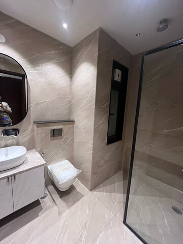Attached Bathroom in 4 BHK Builder Floor at Sushant Vyapaar Kendra, Dlf Phase iv – for Rent