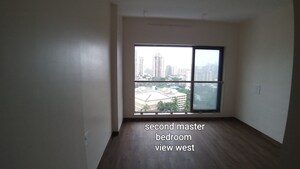 Room in 3 BHK Apartment at Jyoti Sukriti, Goregaon East – for Sale
