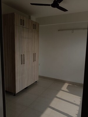 Room in 1 BHK Apartment at Signature Global Synera, Sector 81 – for Sale