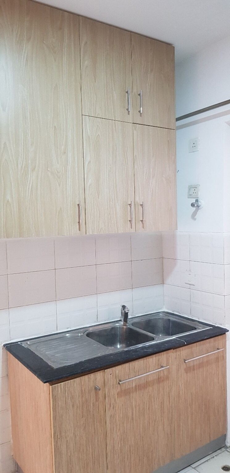 Bathroom, bptp-the-resort 3 Bedroom 929 Sq.Ft. Apartment In Sector 75 Faridabad 8992696