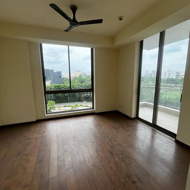 Room, m3m-golf-estate-fairway-east 4 Bedroom 4010 Sq.Ft. Apartment In Sector 65 Gurgaon 8992680