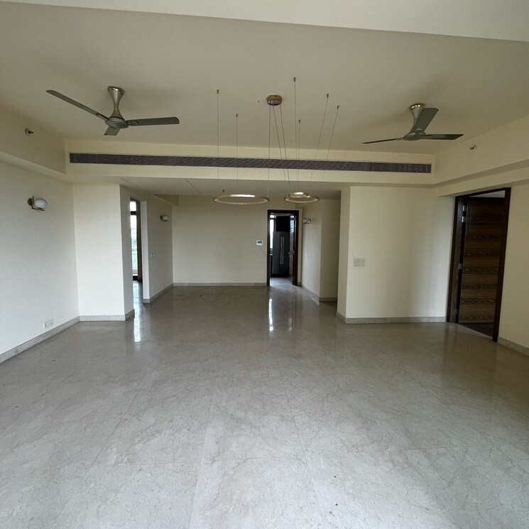 Room, m3m-golf-estate-fairway-east 4 Bedroom 4010 Sq.Ft. Apartment In Sector 65 Gurgaon 8992680