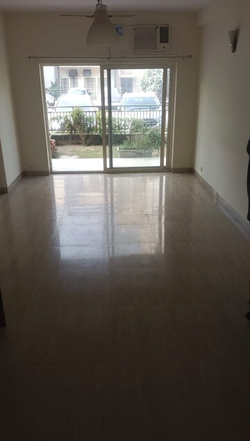 Room in 3 BHK Builder Floor at Puri Aman Vilas, Sector 89 – for Rent