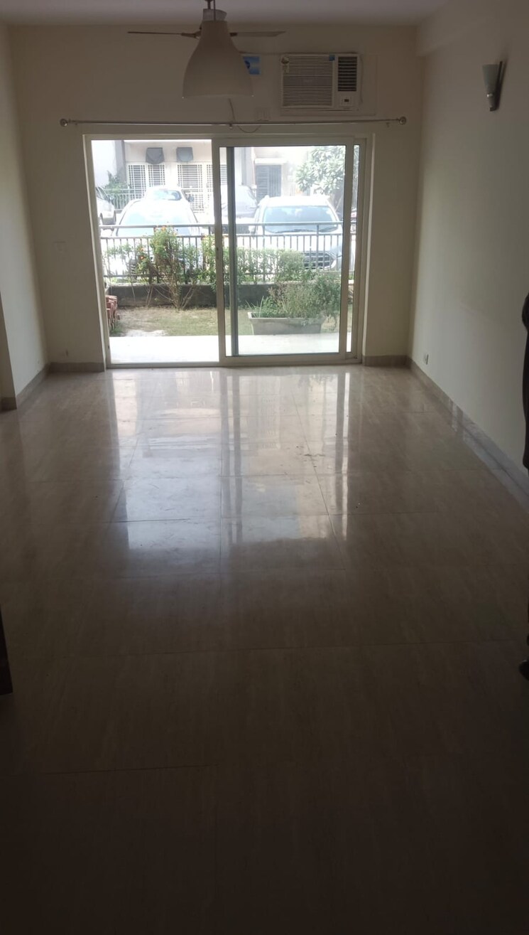 Room, puri-aman-vilas 3 Bedroom 1680 Sq.Ft. Builder Floor In Sector 89 Faridabad 8992737