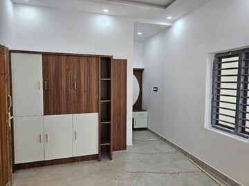 Room in 4 BHK Independent House at Kuttanellur – for Sale