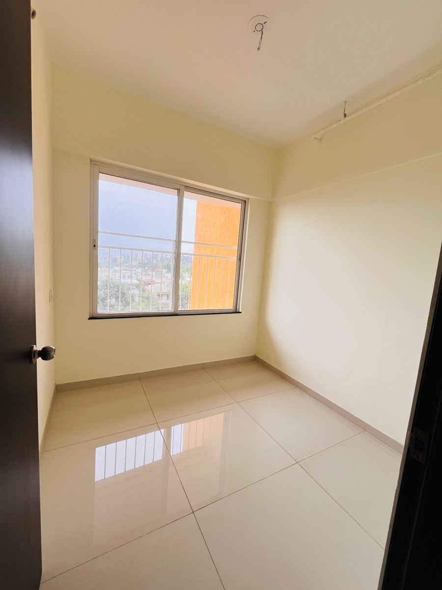 2.5 BHK + Pooja Room,Servant Room,Study Room,Extra Room Apartment For Rent in Kolte Patil Life Republic