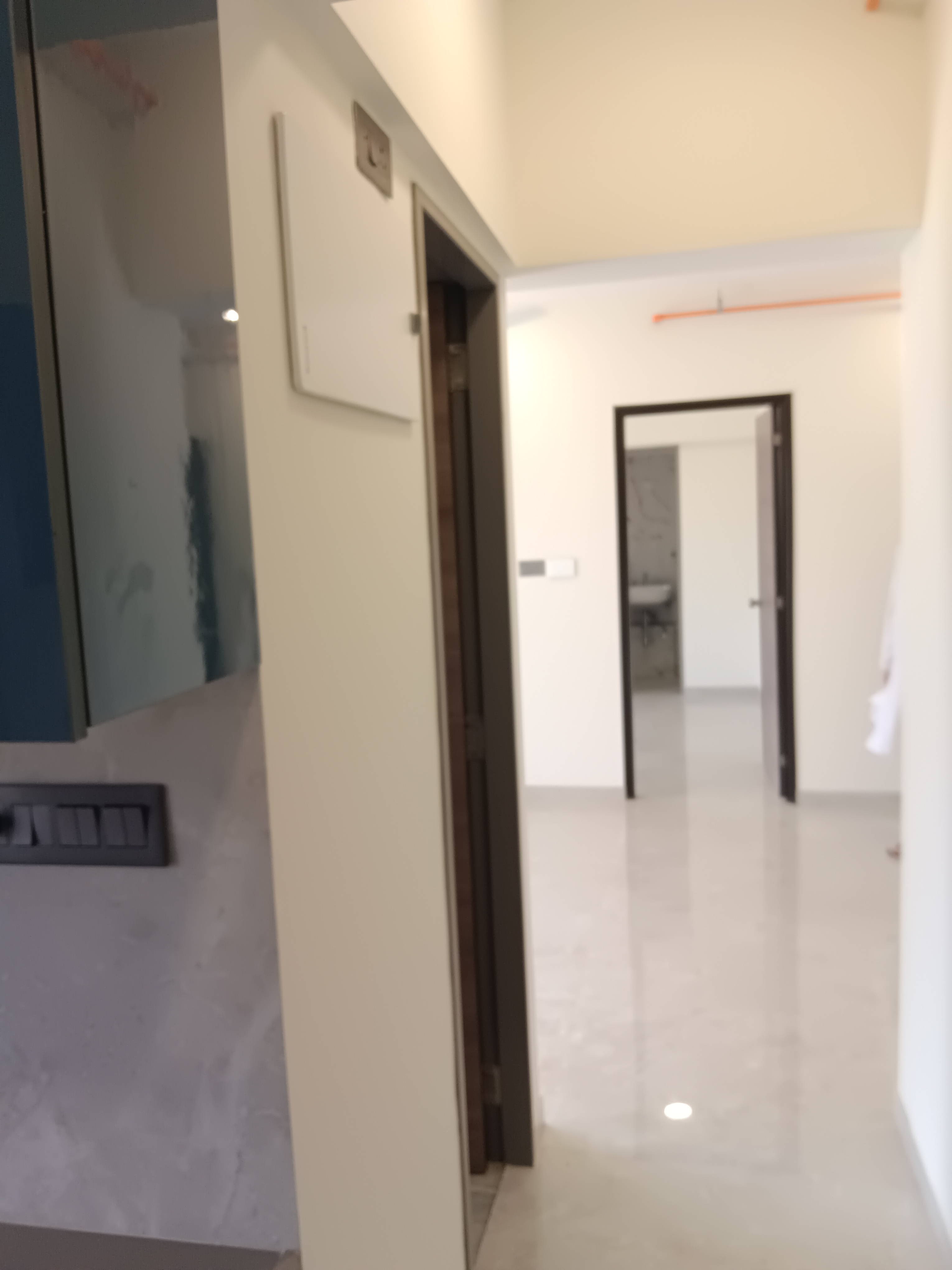1 RkApartment For Sale in Malad CHS
