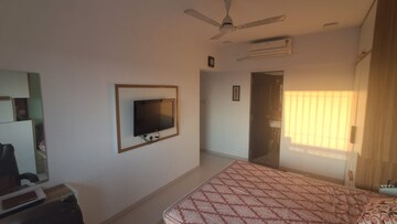 Bedroom in 2 BHK Apartment at Srishti Harmony 3 Phase 1, Andheri East – for Rent