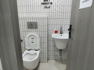 Bathroom in 3 BHK Apartment at BPTP Park 81, Sector 81 – for Sale