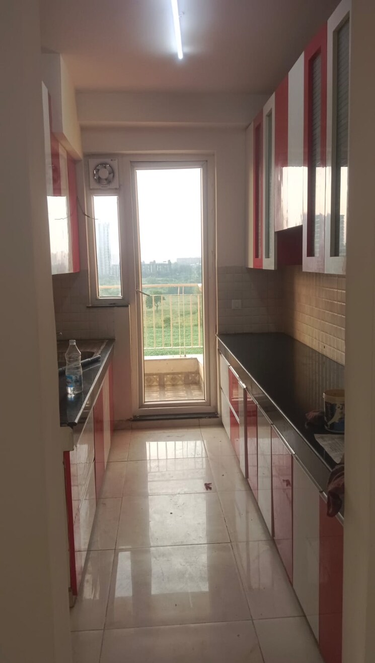 Kitchen, bptp-discovery-park 3 Bedroom 956 Sq.Ft. Apartment In Sector 80 Faridabad 8992789