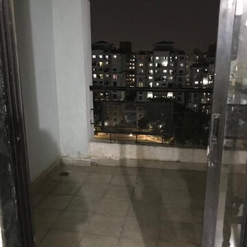 Balcony in 1.5 BHK Apartment at Magarpatta Annex, Magarpatta Road – for Rent