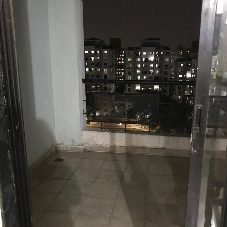 Balcony, magarpatta-annex 1.5 Bedroom 900 Sq.Ft. Apartment In Magarpatta Road Pune 8992842