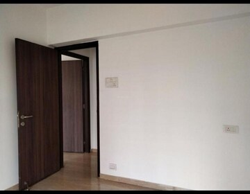 Room in 2 BHK Apartment at RS Exotica, Kharghar – for Rent