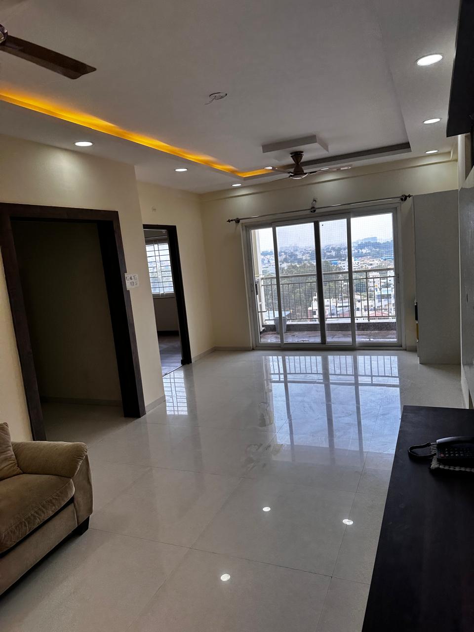 2 BHK Apartment For Sale in DSR Waterscape