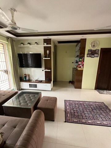Living Room in 3 BHK Builder Floor at BPTP Parkland Pride, Sector 77 – for Rent