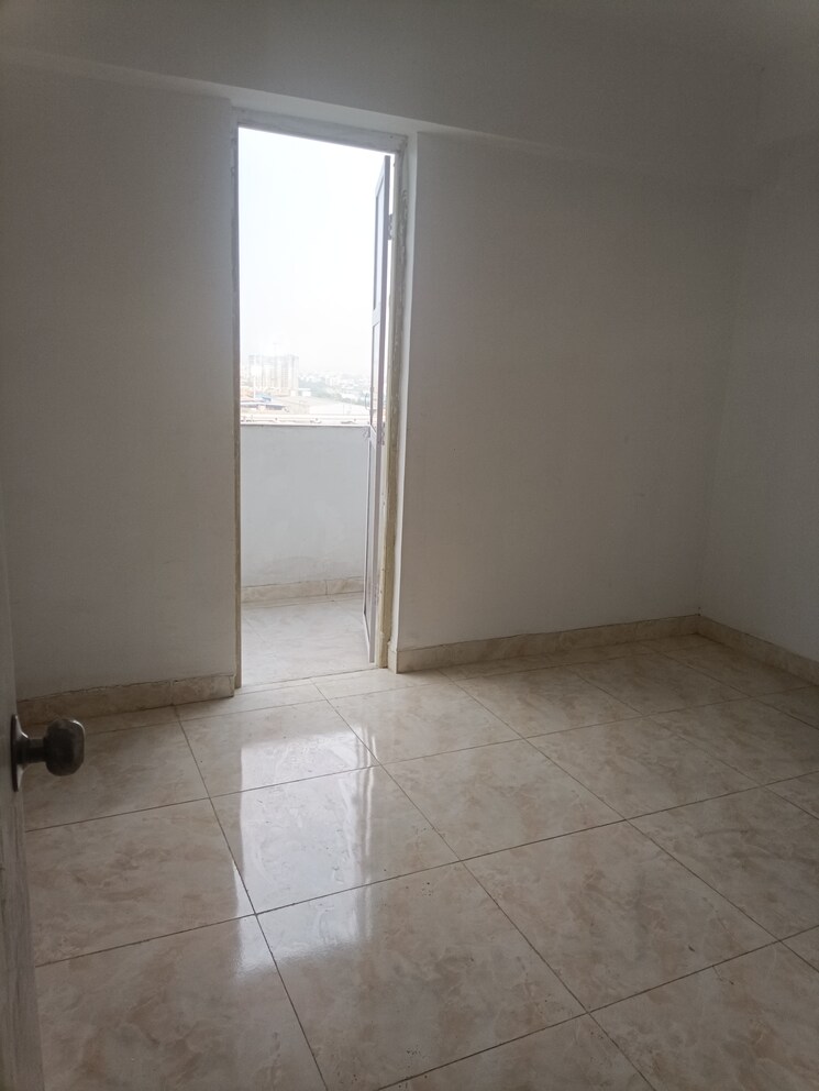 Room, sarvome-shree-homes 2 Bedroom 745 Sq.Ft. Apartment In Sector 45 Faridabad 8992899