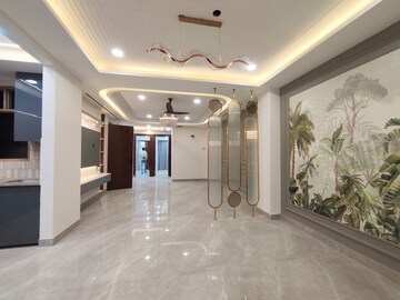 Room in 4 BHK Builder Floor at Vasundhara Pride, Vasundhara Sector 16 – for Sale