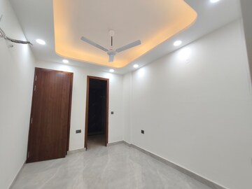 Room in 4 BHK Builder Floor at Vasundhara Pride, Vasundhara Sector 16 – for Sale