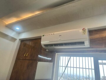 Furnished Amenities in 1.5 BHK Apartment at VVIP Nest, Raj Nagar Extension – for Rent