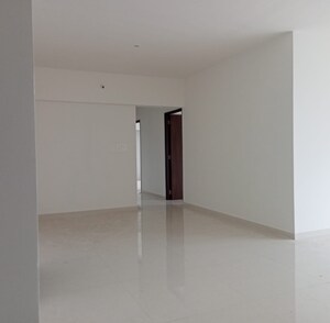 Room in 3 BHK Apartment at Runwal Zenith, Balkum Pada – for Sale