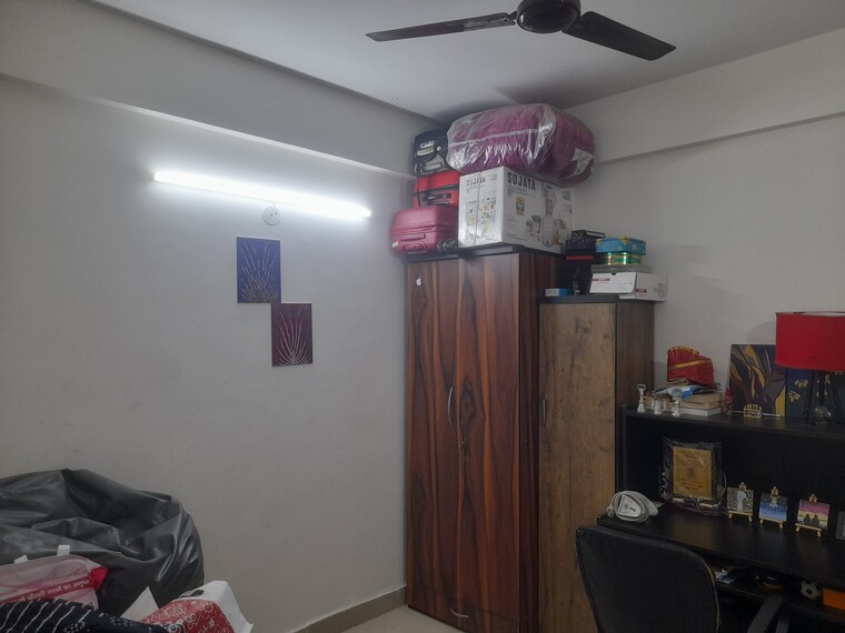 Room, sector 85 1 Bedroom 335 Sq.Ft. Apartment In Sector 85 Faridabad 8992936