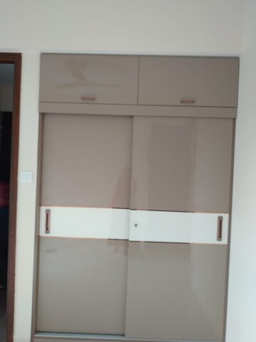 Furnished Amenities in 2 BHK Apartment at Balaji B, Diva – for Rent