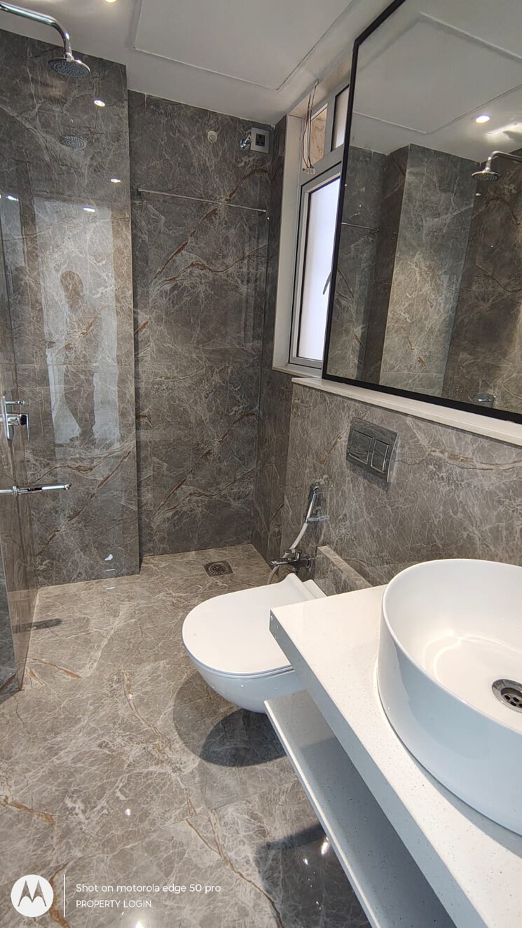 Bathroom, nahar-amaryllis-towers-and-plaza 3 Bedroom 807 Sq.Ft. Apartment In Chandivali Mumbai 8992979
