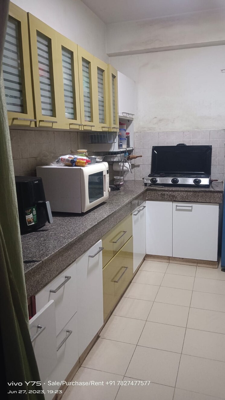 Kitchen, umang-summer-palms 3 Bedroom 1343 Sq.Ft. Apartment In Sector 86 Faridabad 8992977