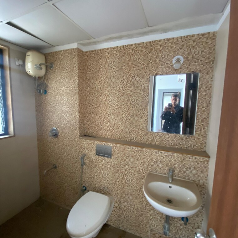 Bathroom, lodha-palava-downtown 2 Bedroom 734 Sq.Ft. Apartment In Taloja Bypass Road Thane 8992989