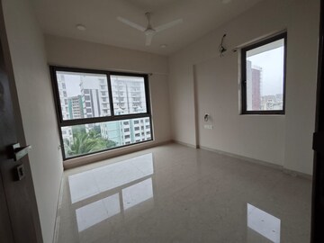 Room in 3 BHK Apartment at Chembur – for Rent