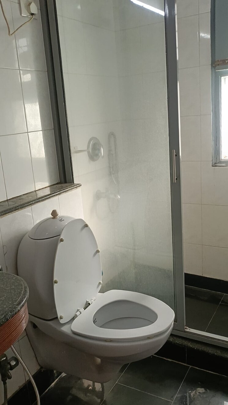 Bathroom, vasant vihar 4 Bedroom 400 Sq.Ft. Builder Floor In Vasant Vihar Delhi 8993003